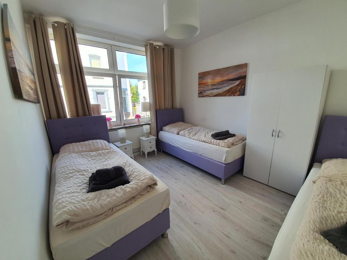 Husum Zentrum Bis 5 Personen Exterior photo