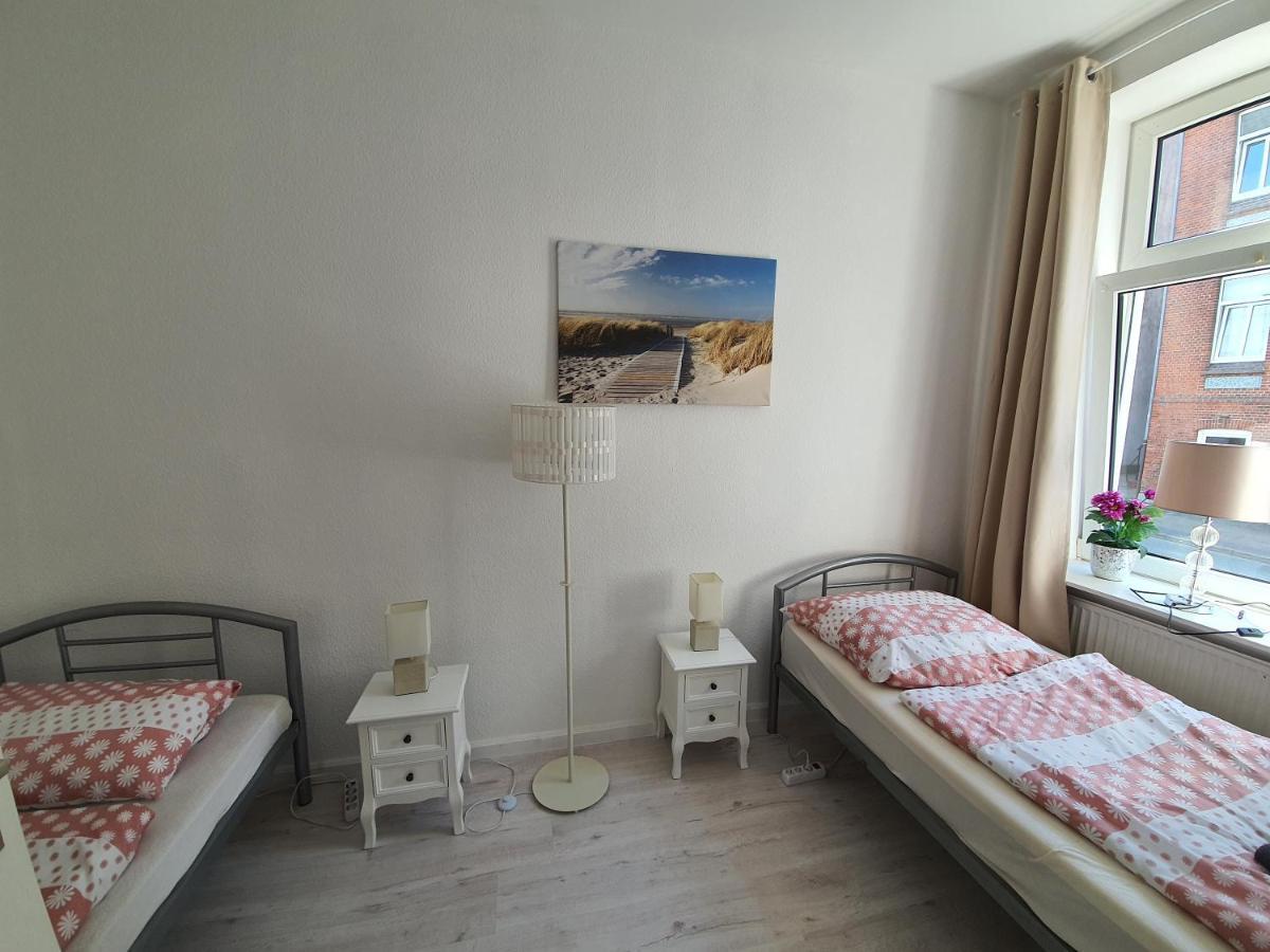 Husum Zentrum Bis 5 Personen Exterior photo